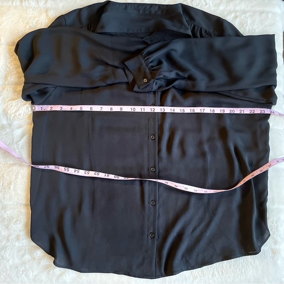 Semi-Sheer Blouse - Picture 5 of 6